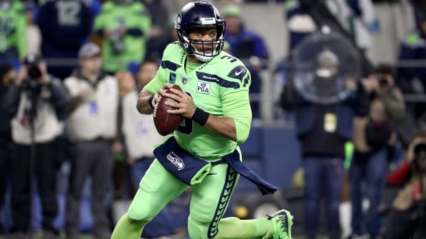 russell-wilson-seahawks-qb.jpg